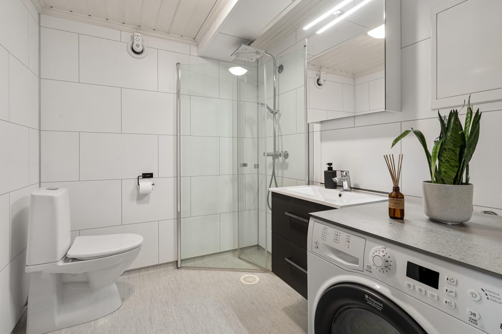 real-estate-9327727-1920