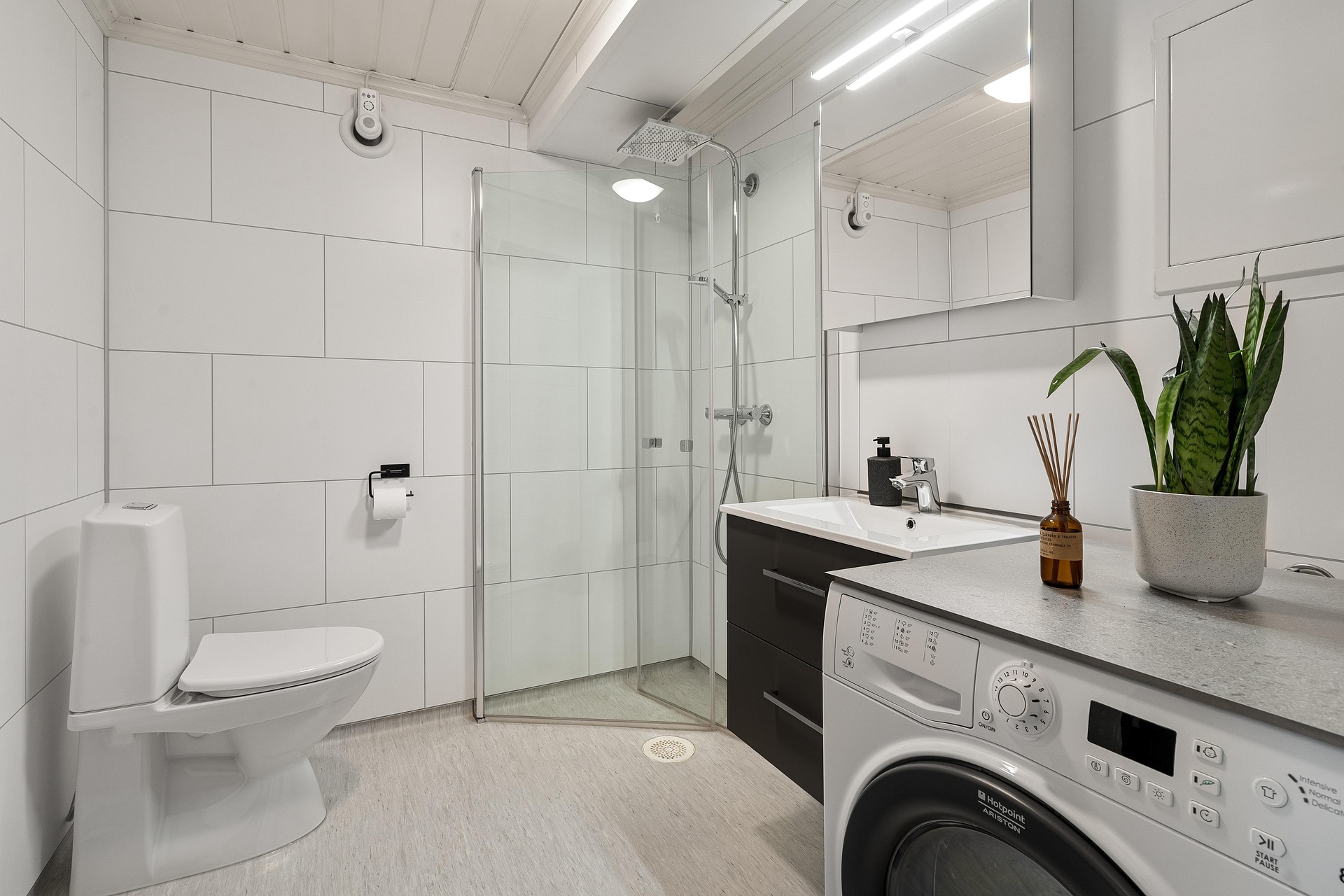 real-estate-9327727-1920